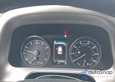 2017 Toyota Rav4 Le z USA, uszkodzony, nr VIN JTMZFREV3HJ127457